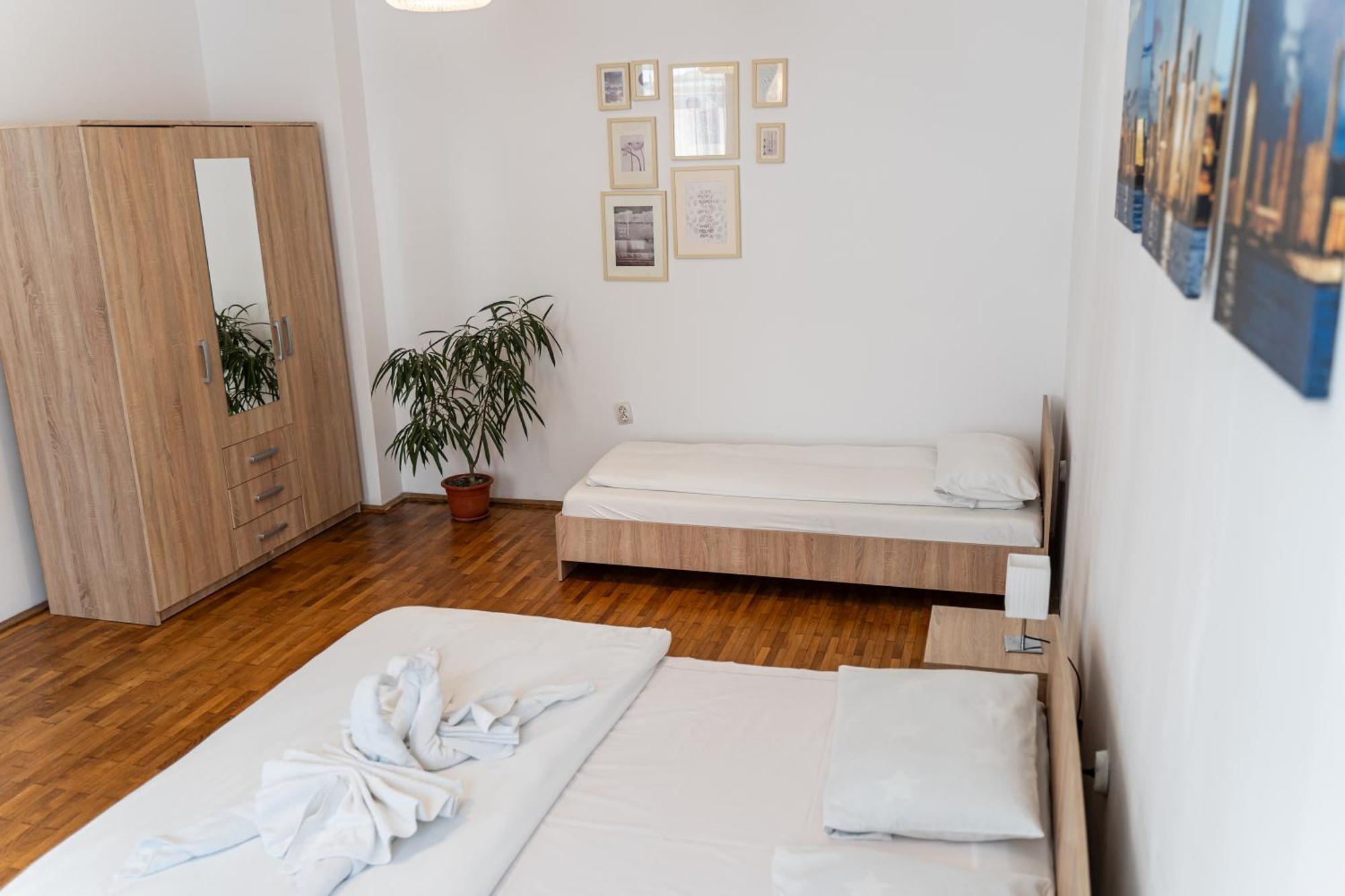 Fabini Apartments Medias Ngoại thất bức ảnh