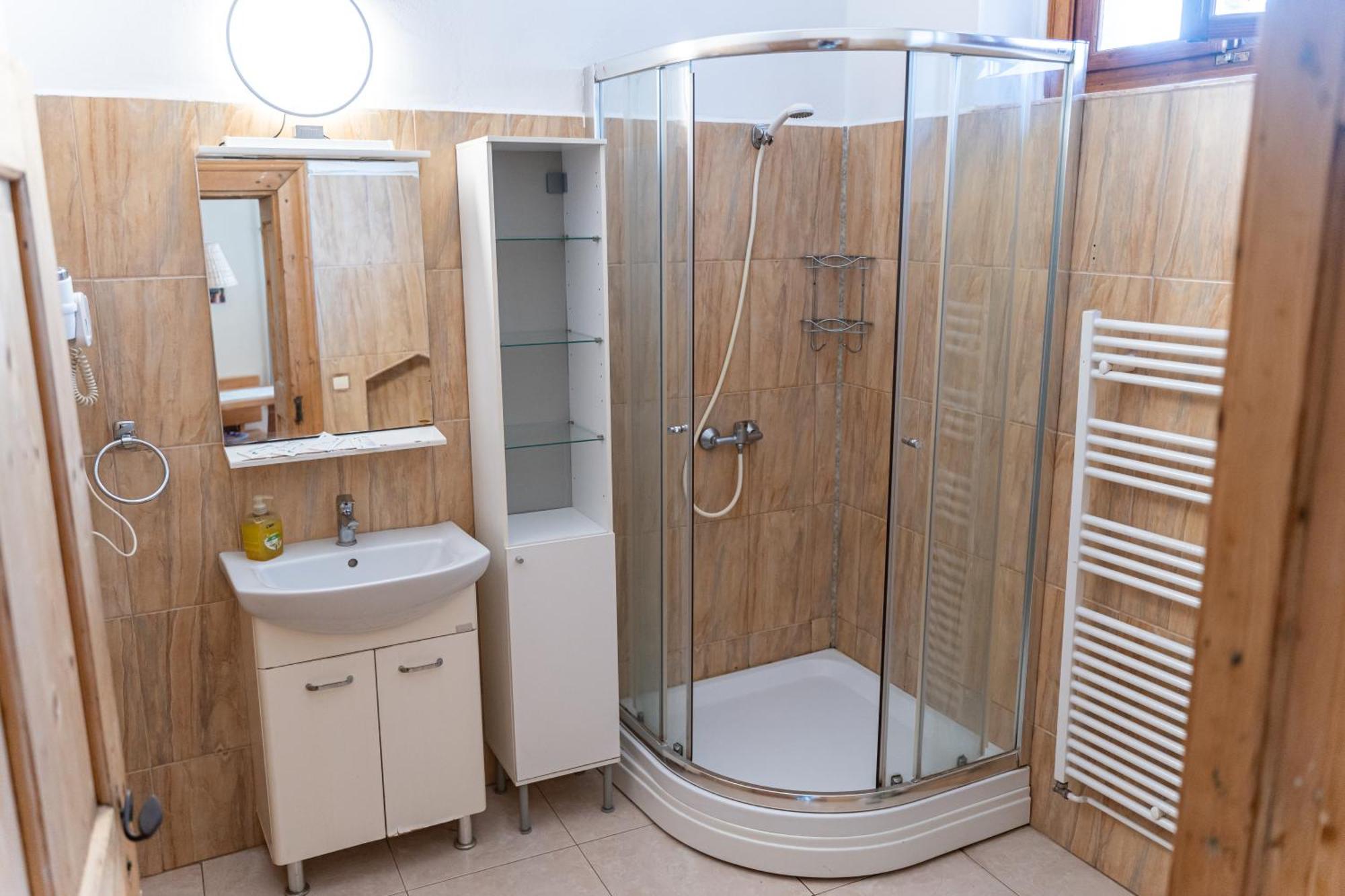 Fabini Apartments Medias Ngoại thất bức ảnh
