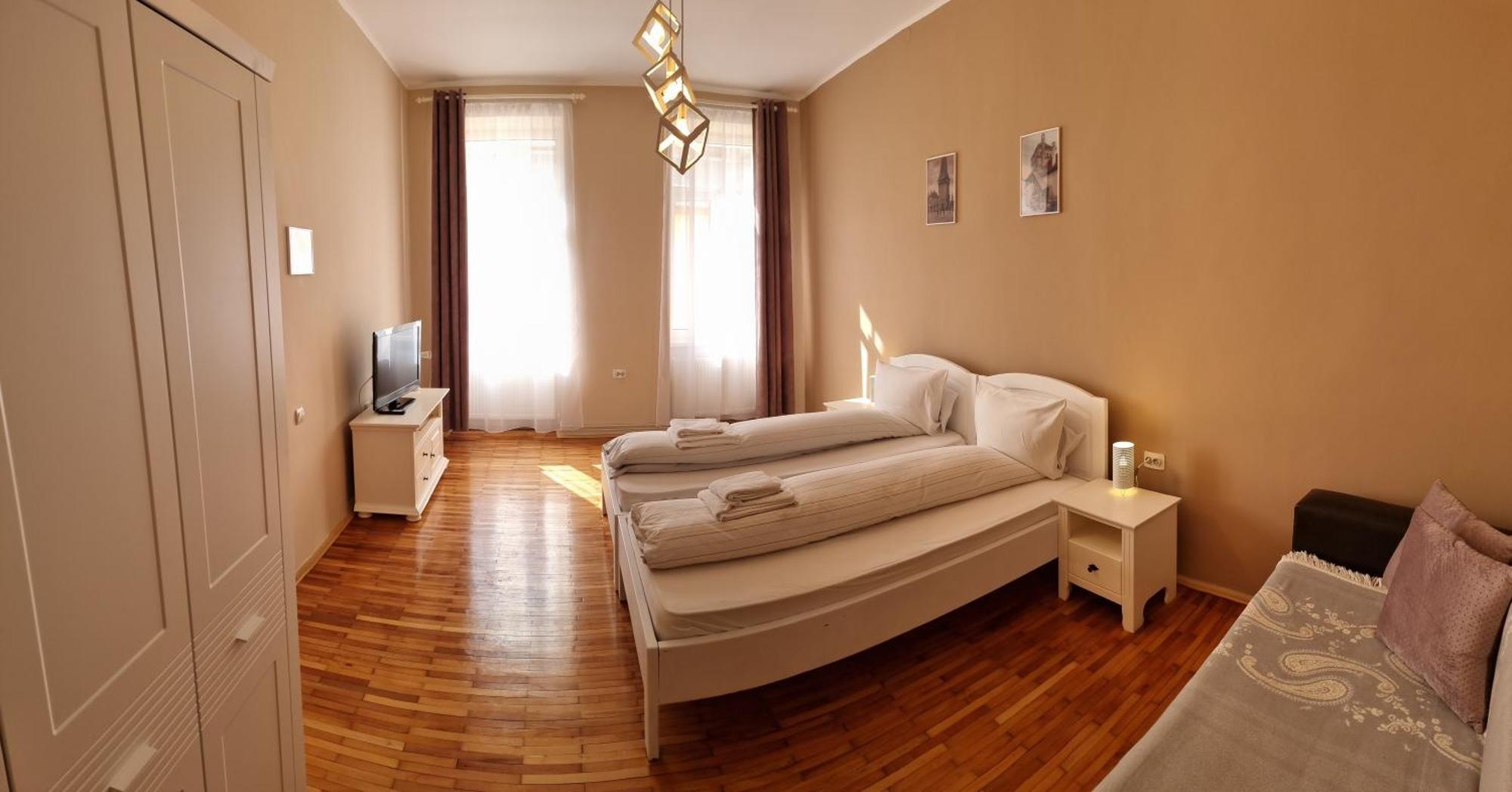 Fabini Apartments Medias Ngoại thất bức ảnh